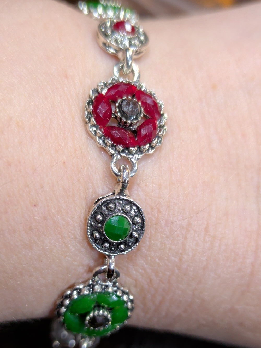 Silver-Tone Red & Green Floral Link Bracelet Fits 7.5